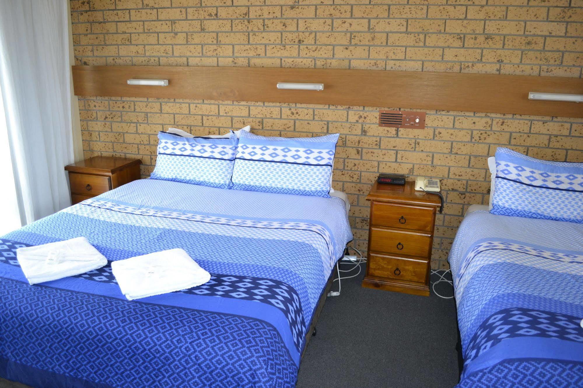 Colac Mid City Motor Inn Esterno foto