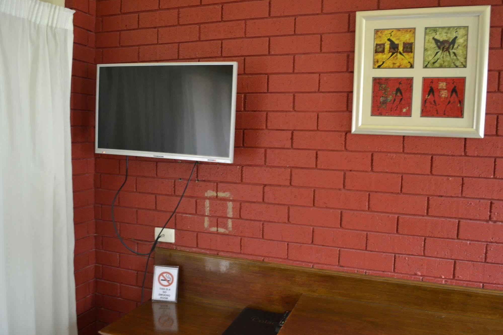 Colac Mid City Motor Inn Esterno foto