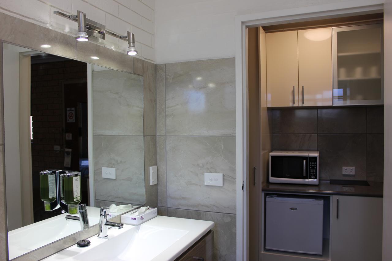 Colac Mid City Motor Inn Esterno foto