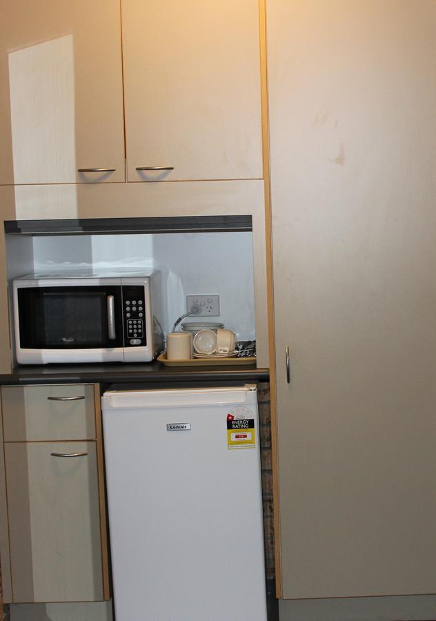 Colac Mid City Motor Inn Esterno foto