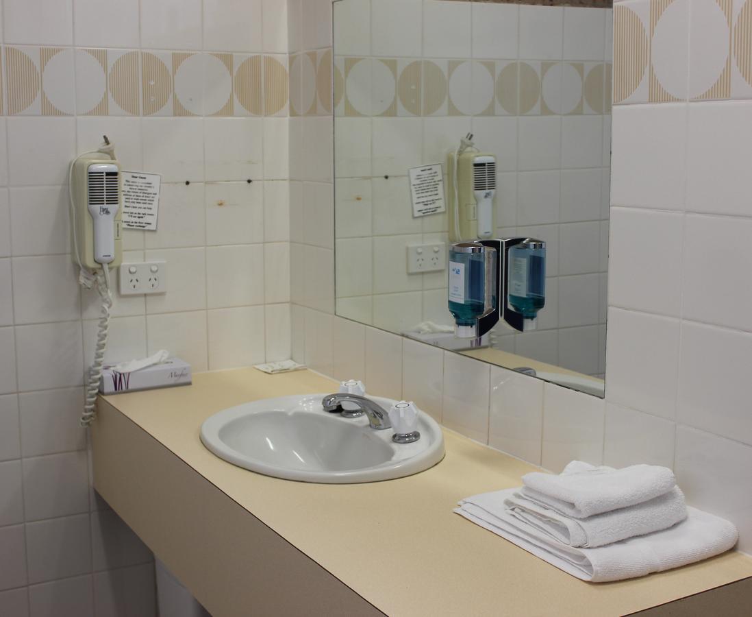 Colac Mid City Motor Inn Esterno foto